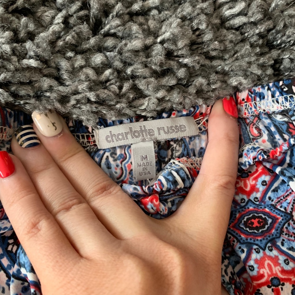 Boho Style Set Of Two Size Medium Shorts - image 5